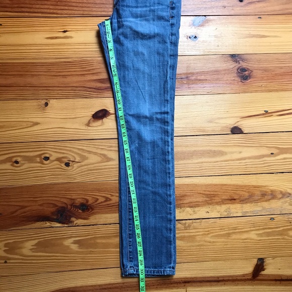Lucky Brand Medium Wash Skinny Leg Jeans, EUC 28 - Picture 8 of 12